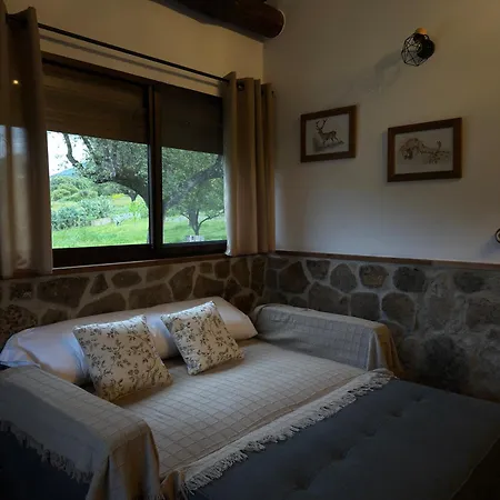 Encinar Del Abuelo Casas del Castañar