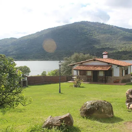 Encinar Del Abuelo Tatil Evi Casas del Castañar