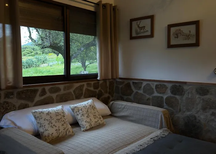 Encinar Del Abuelo Casas del Castañar